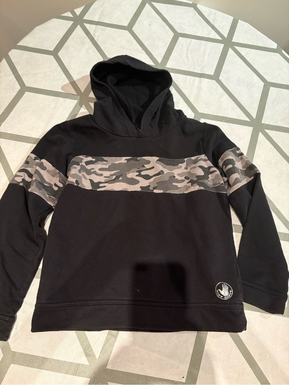 3/15$ Body Glove Black Pullover Hoodie